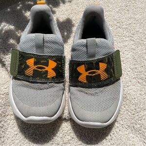 Under Armour Kids Gray Sneakers with Orange Logo